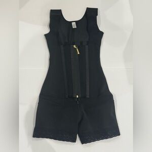 New BBEUU Black Faja Corset Shapewear Romper Waist Trainer Size Small